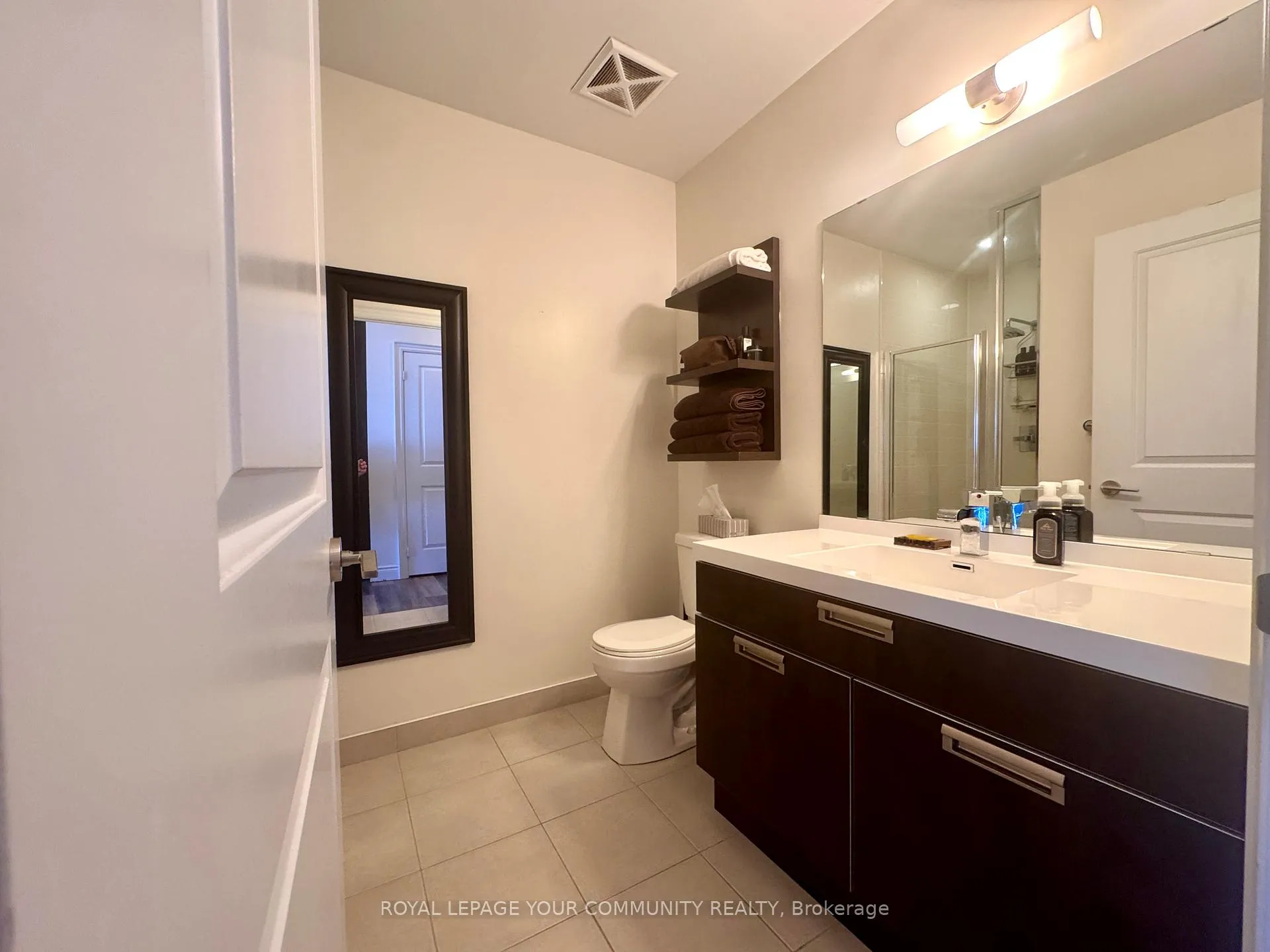 Photo 12 of Unit 3902, 28 Ted Rogers Way, Toronto, Church-Yonge Corridor — HOMEH