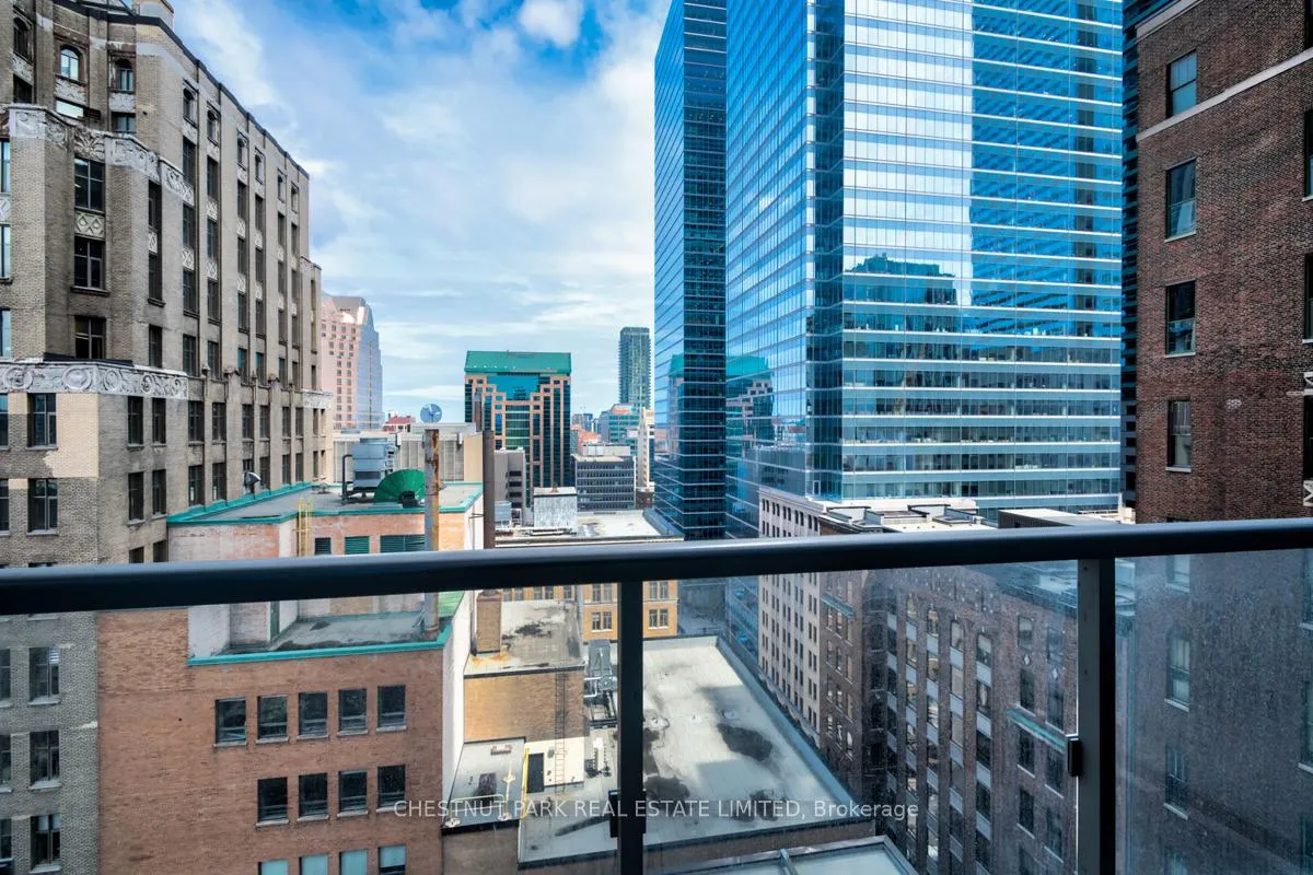 Photo 9 of Unit 1804, 70 Temperance Street, Toronto, Bay Street Corridor — HOMEH