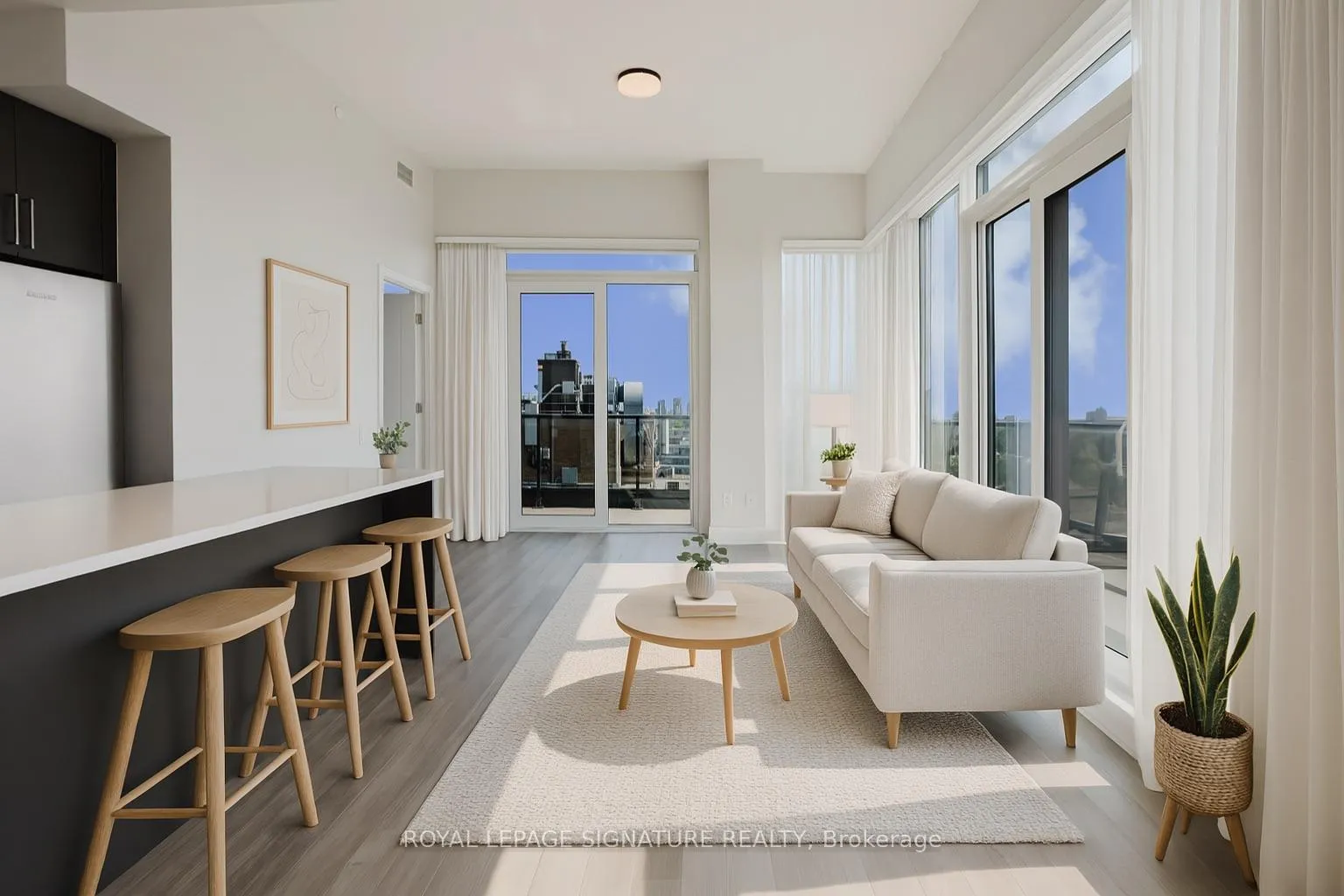 Front of Unit 1303, 2525 Bathurst Street