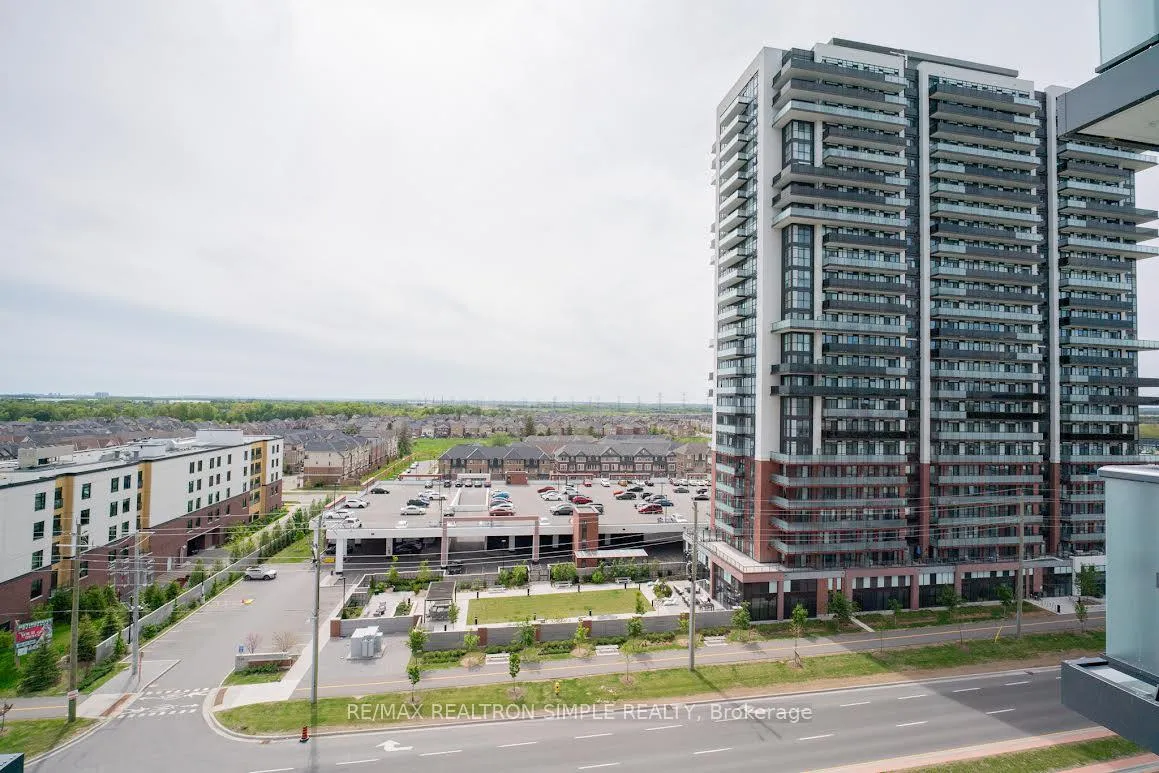 Photo 5 of Unit 909, 2545 Simcoe Street N, Oshawa, Windfields — HOMEH