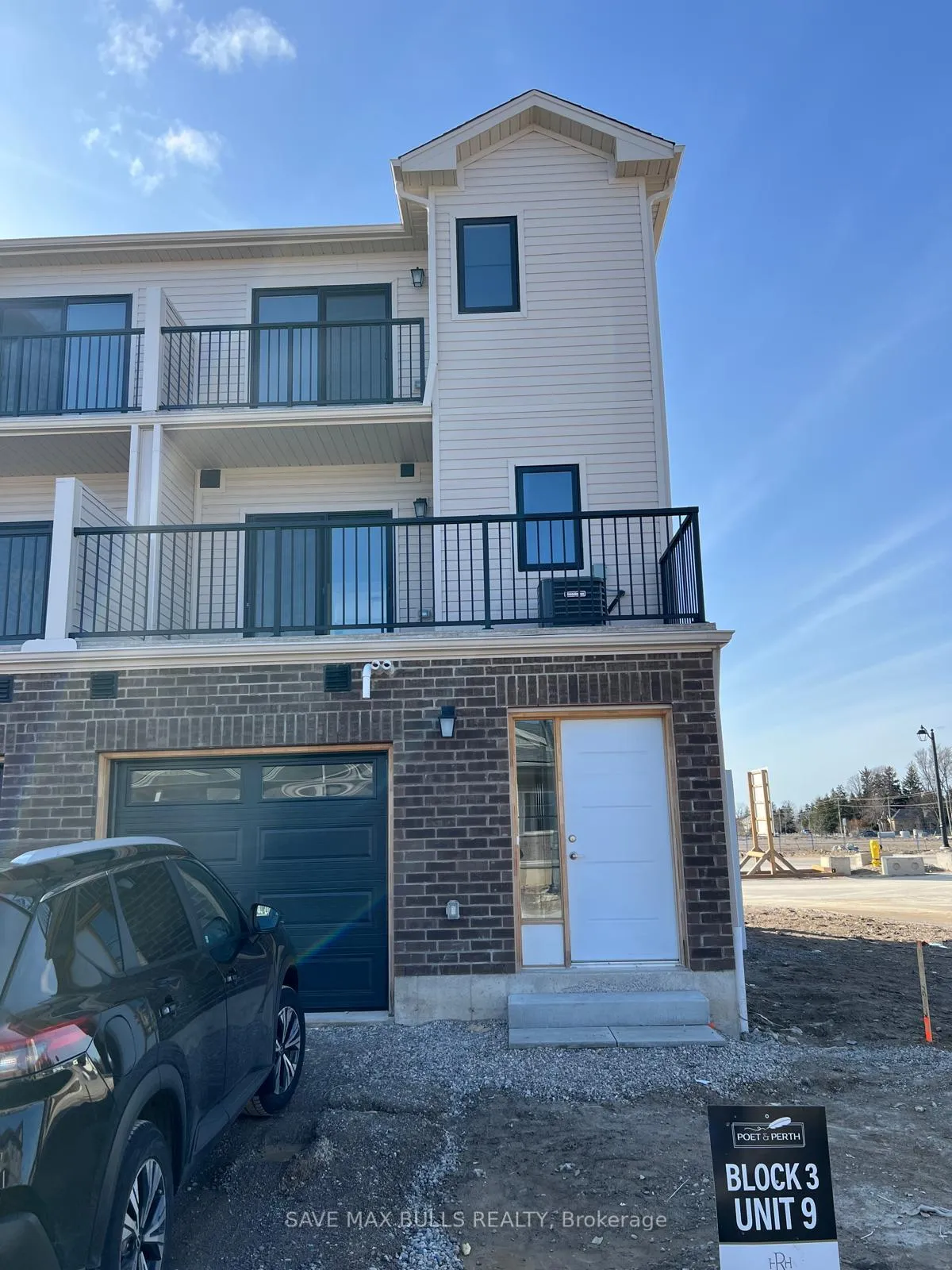 Photo 1 of 30 Balladry Boulevard, Stratford — HOMEH