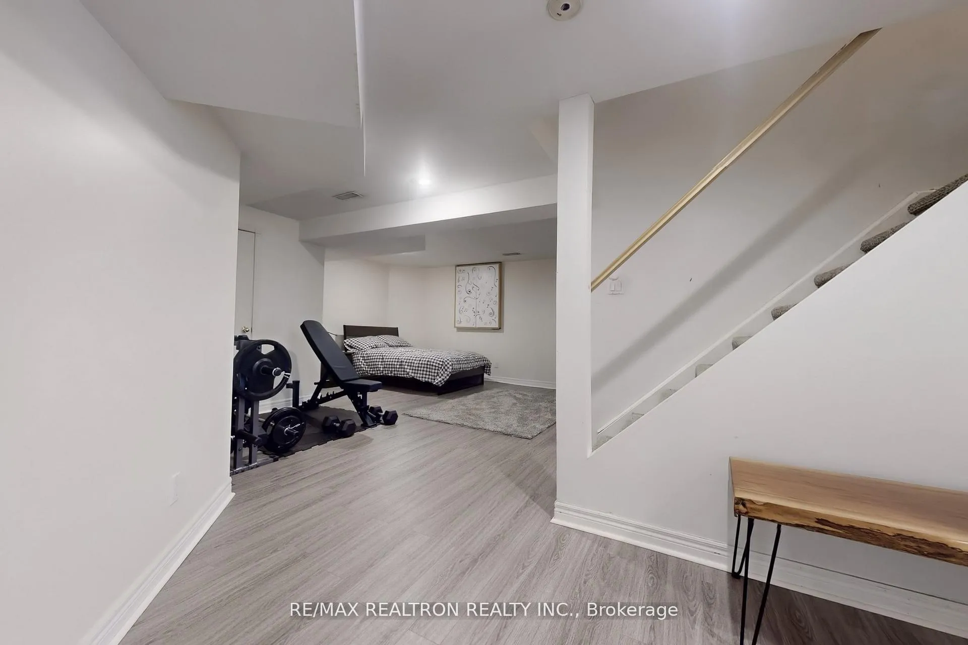 Photo 3 of Unit Bsmnt, 1143 Gossamer Drive, Pickering, Liverpool — HOMEH