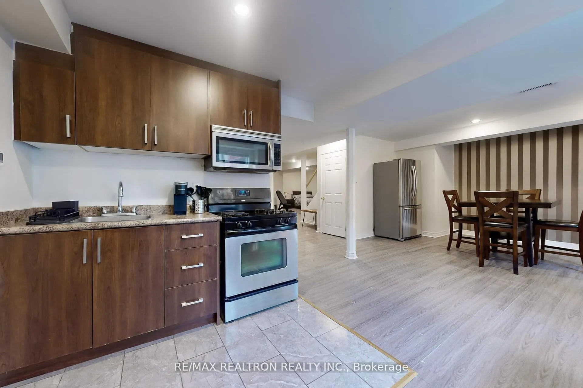 Photo 7 of Unit Bsmnt, 1143 Gossamer Drive, Pickering, Liverpool — HOMEH