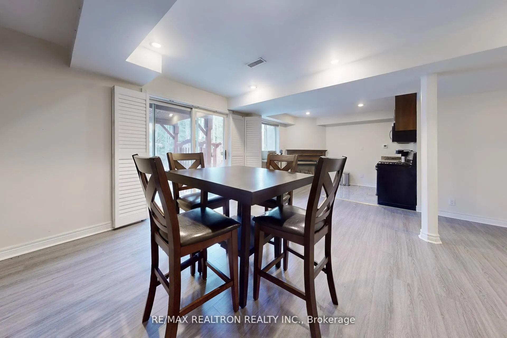 Photo 9 of Unit Bsmnt, 1143 Gossamer Drive, Pickering, Liverpool — HOMEH