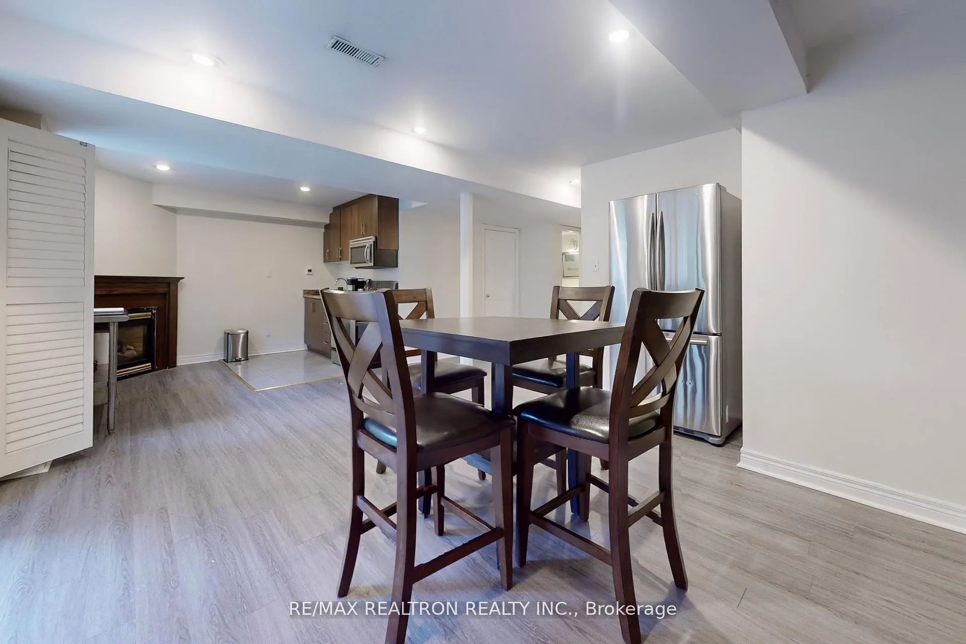 Photo 10 of Unit Bsmnt, 1143 Gossamer Drive, Pickering, Liverpool — HOMEH