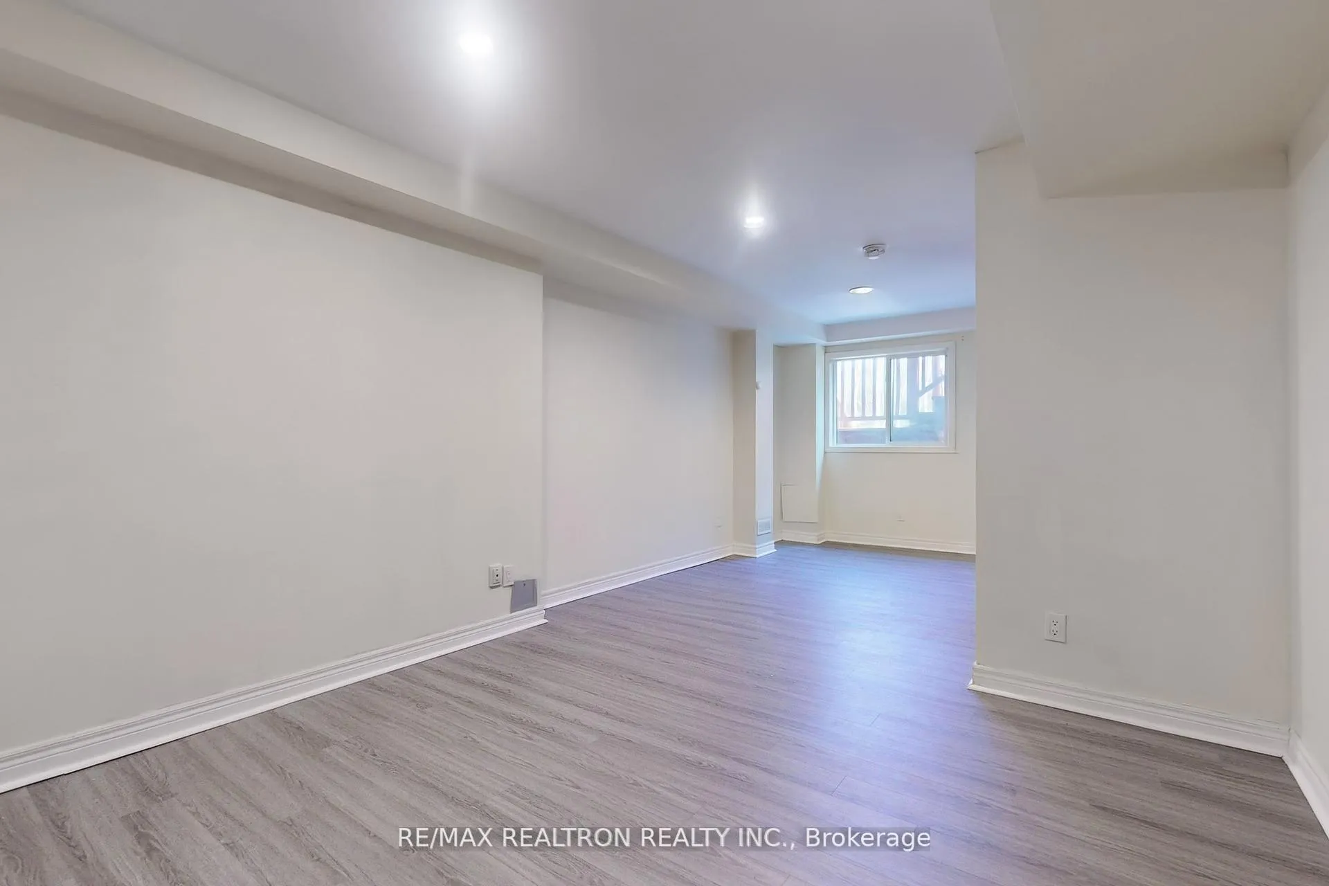 Photo 11 of Unit Bsmnt, 1143 Gossamer Drive, Pickering, Liverpool — HOMEH