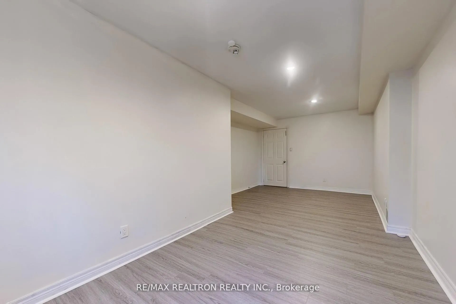 Photo 13 of Unit Bsmnt, 1143 Gossamer Drive, Pickering, Liverpool — HOMEH