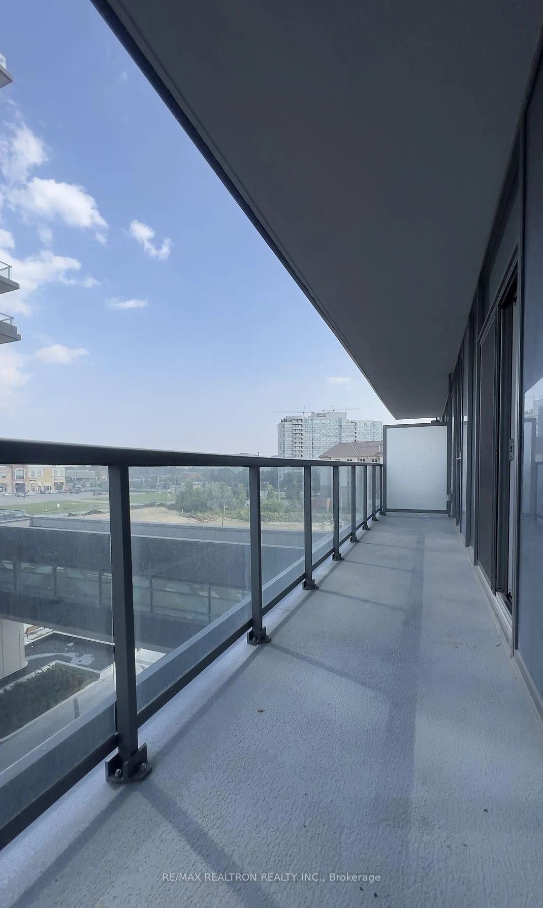 Front of Unit 416, 10 Gatineau Drive
