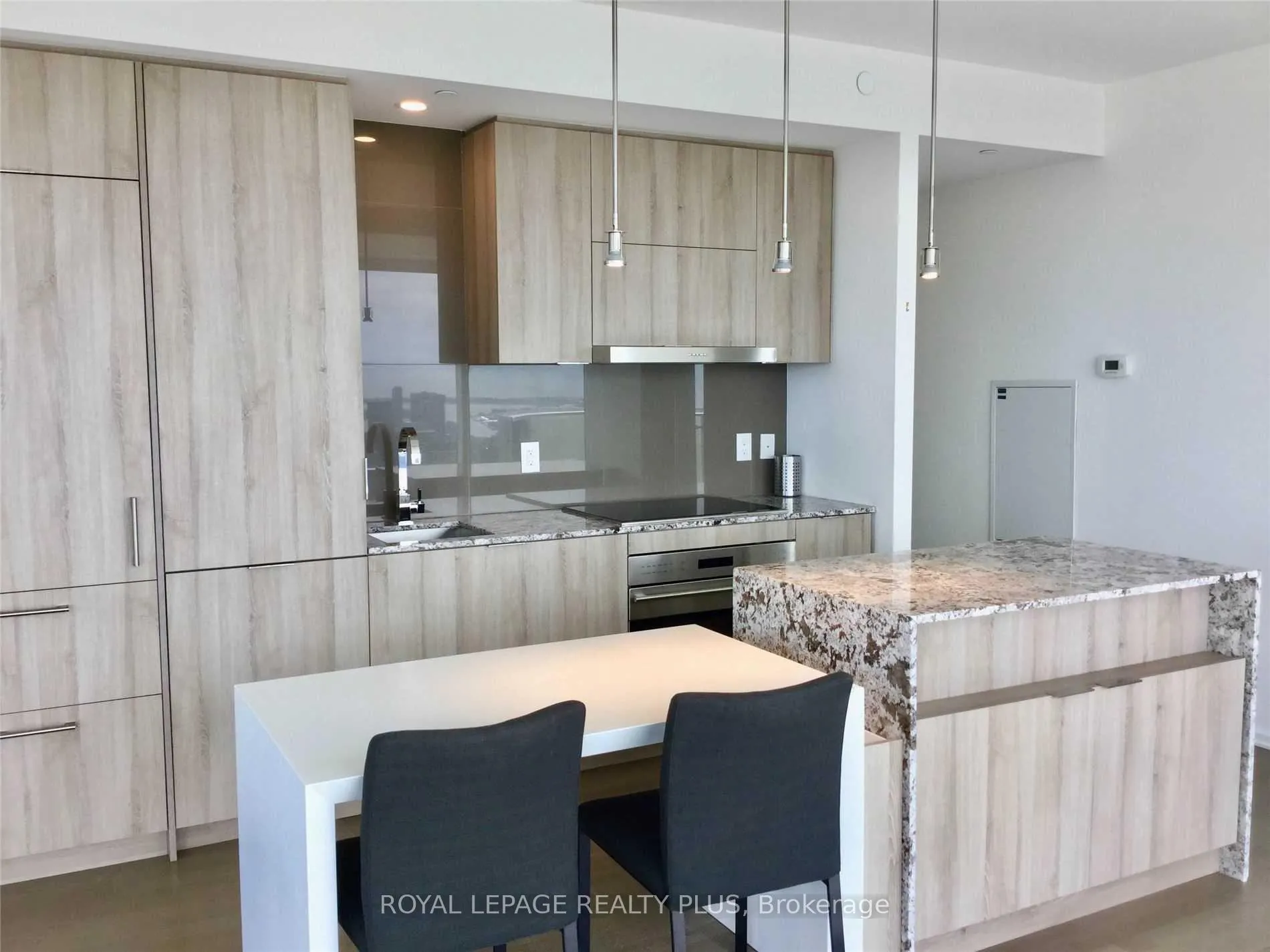 Photo 3 of Unit 5406, 1 Bloor Street E, Toronto, Church-Yonge Corridor — HOMEH