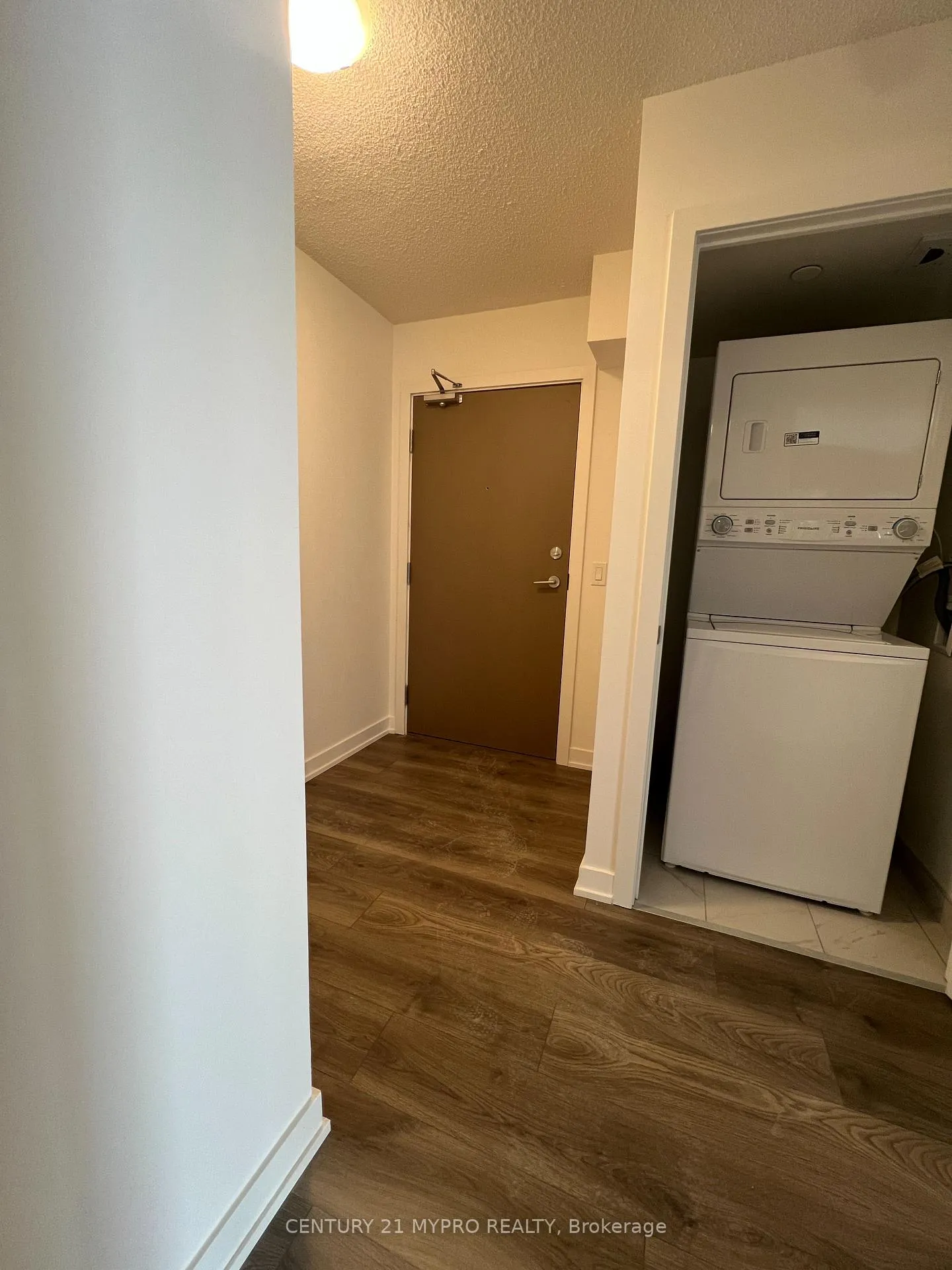 Photo 14 of Unit 2006, 1010 Sandy Beach Road, Pickering, Bay Ridges — HOMEH