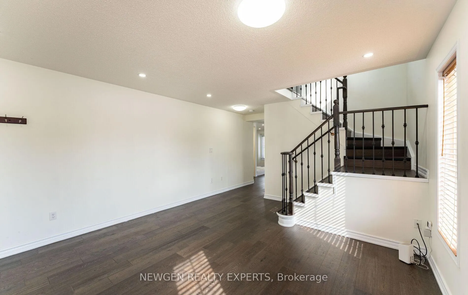 Photo 6 of 2319 Winlord Place N, Oshawa, Windfields — HOMEH