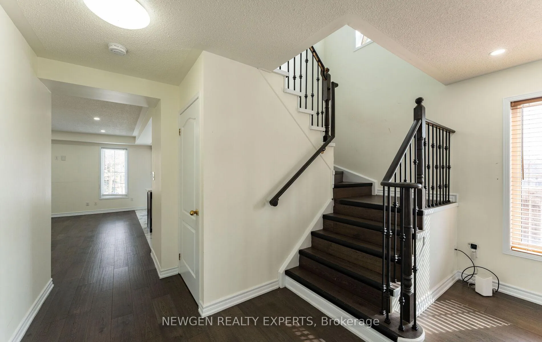 Photo 9 of 2319 Winlord Place N, Oshawa, Windfields — HOMEH