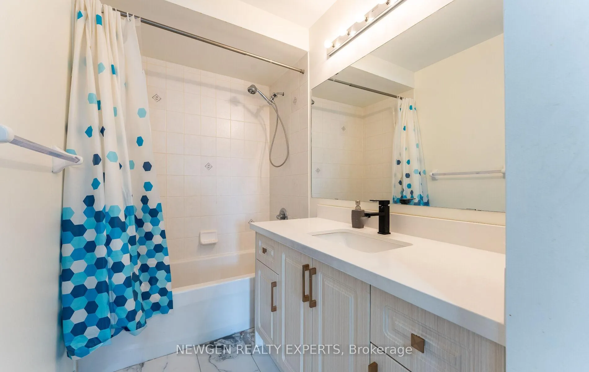 Photo 41 of 2319 Winlord Place N, Oshawa, Windfields — HOMEH