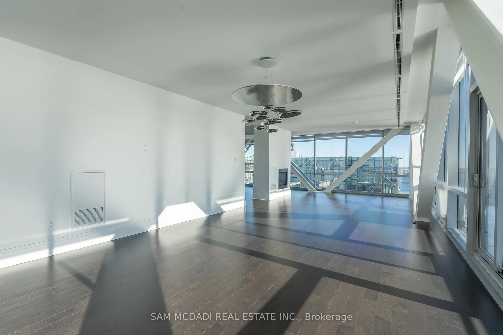 Photo 11 of Unit PH1404, 29 Queens Quay E, Toronto, Waterfront Communities — HOMEH