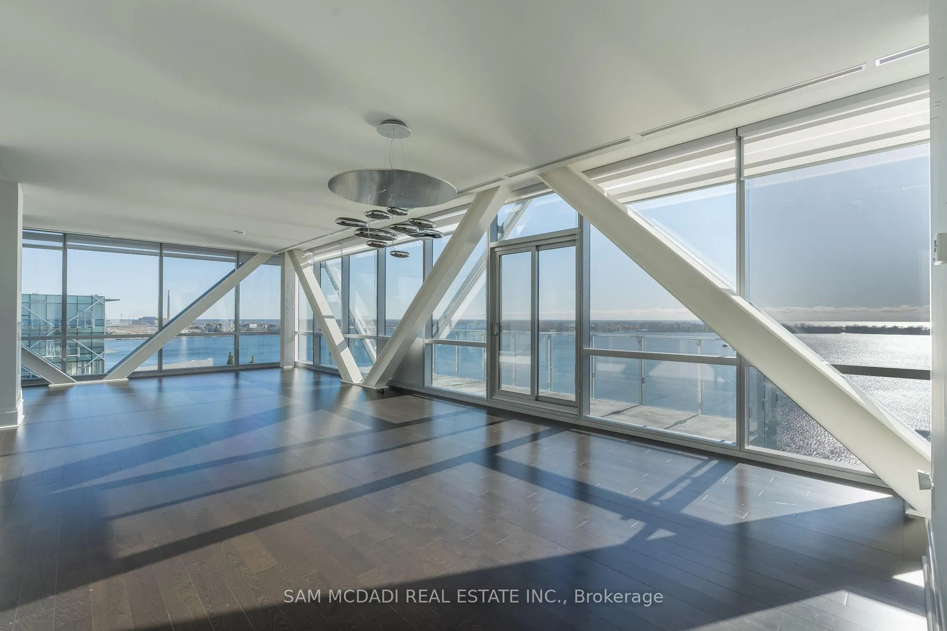Photo 12 of Unit PH1404, 29 Queens Quay E, Toronto, Waterfront Communities — HOMEH