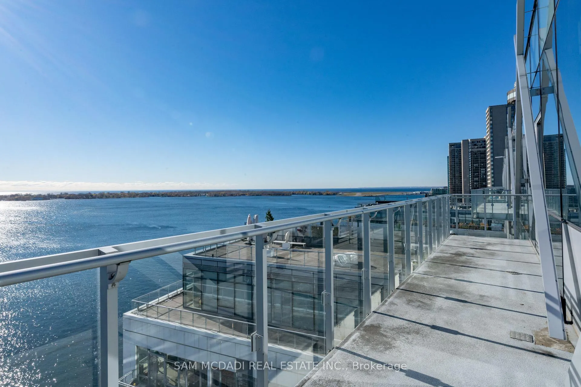 Photo 15 of Unit PH1404, 29 Queens Quay E, Toronto, Waterfront Communities — HOMEH