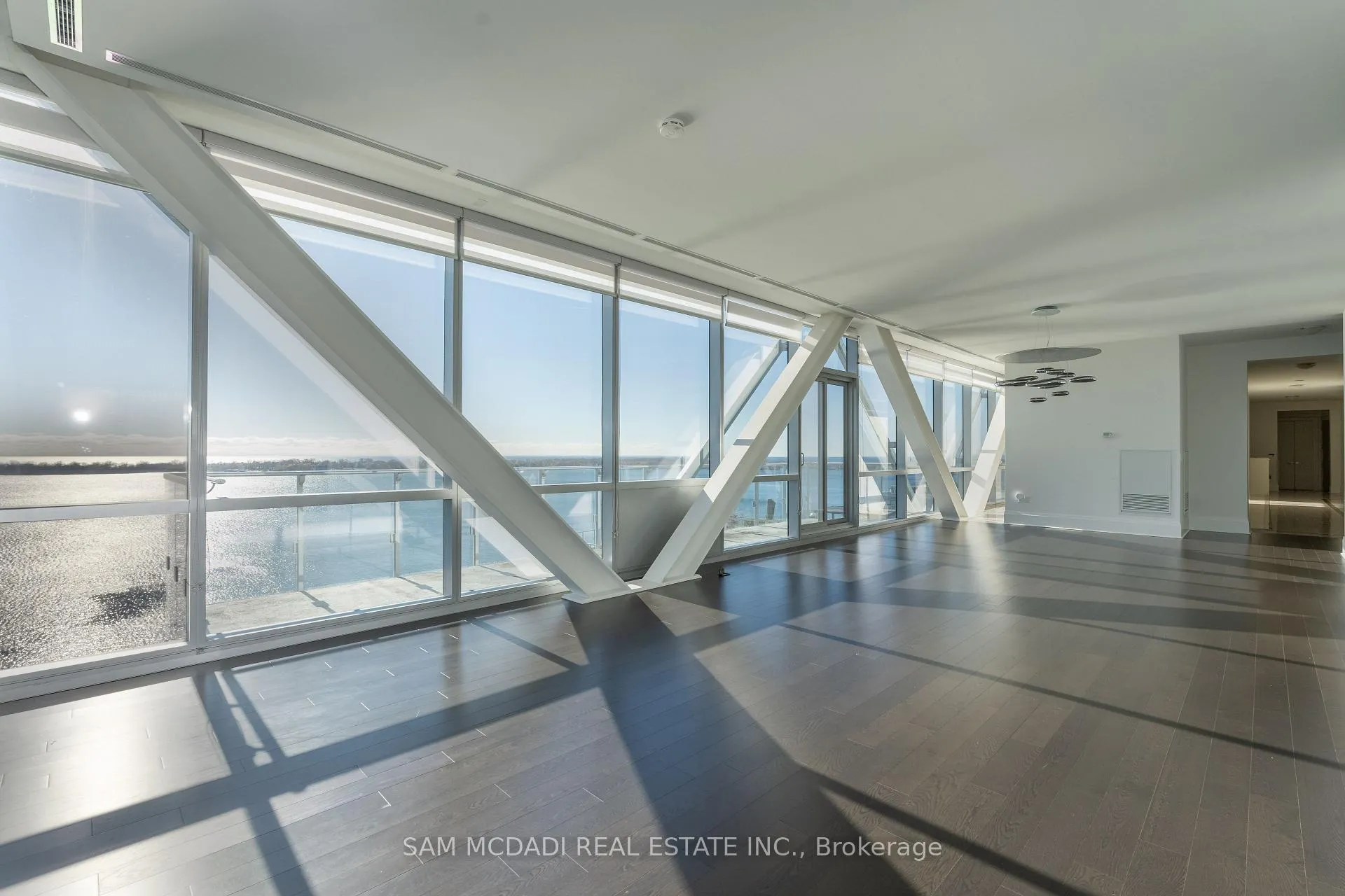 Photo 17 of Unit PH1404, 29 Queens Quay E, Toronto, Waterfront Communities — HOMEH