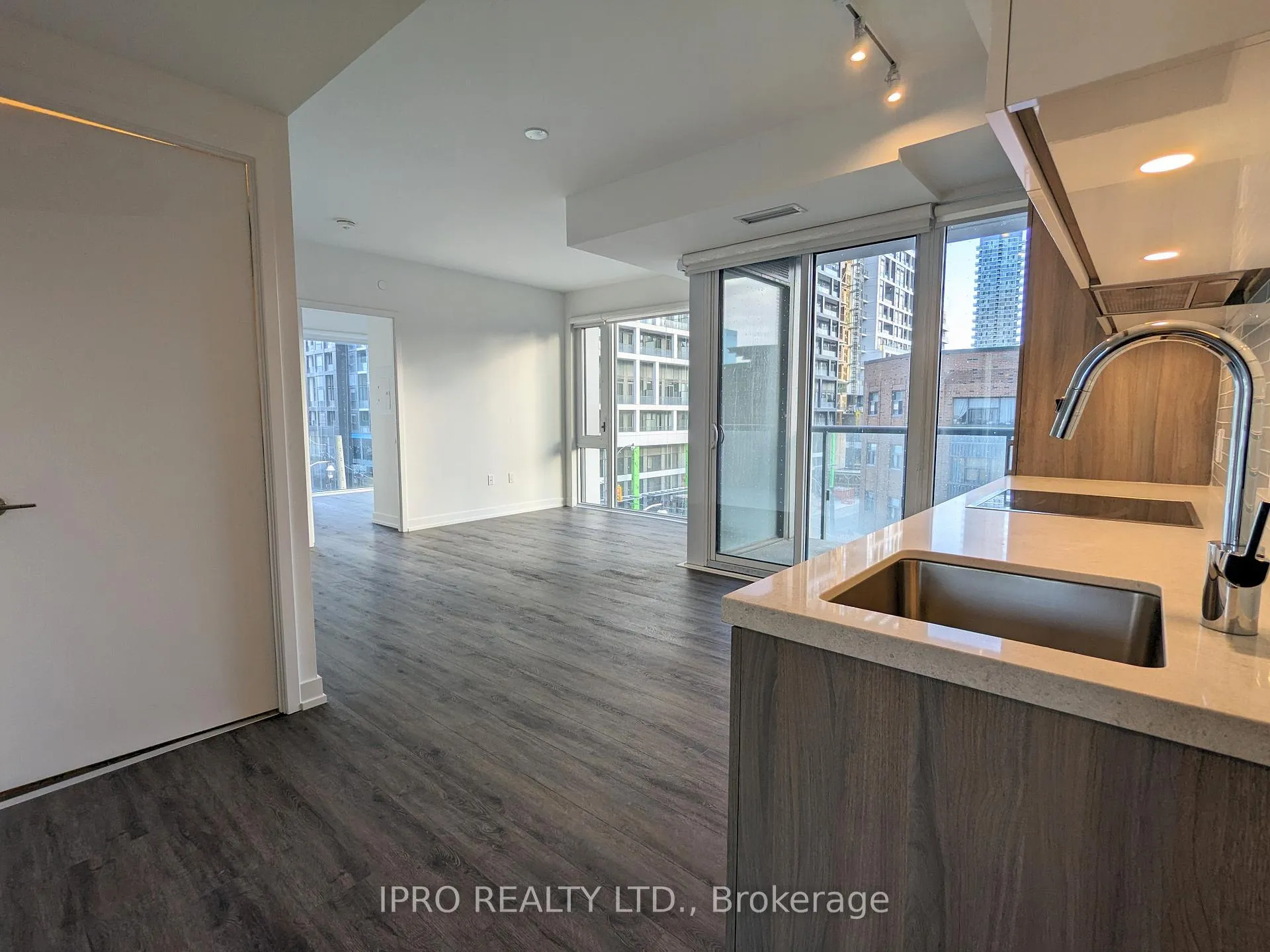 Photo 2 of Unit 318, 158 Front Street E, Toronto, Moss Park — HOMEH