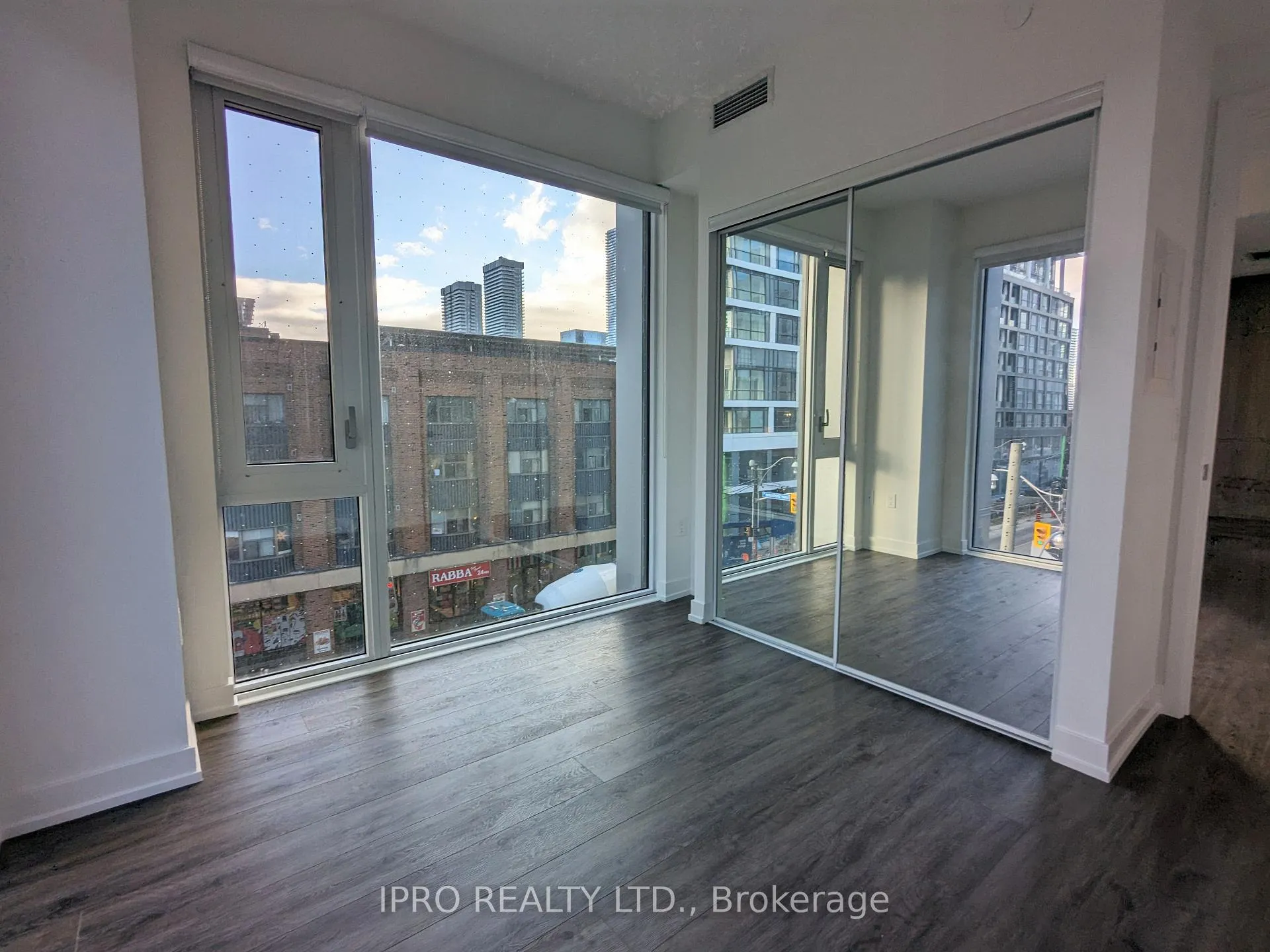 Photo 19 of Unit 318, 158 Front Street E, Toronto, Moss Park — HOMEH