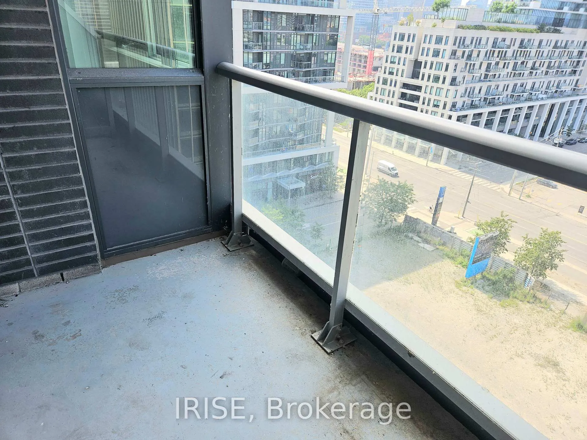 Photo 9 of Unit Ph27, 1 Edgewater Drive, Toronto, Waterfront Communities — HOMEH