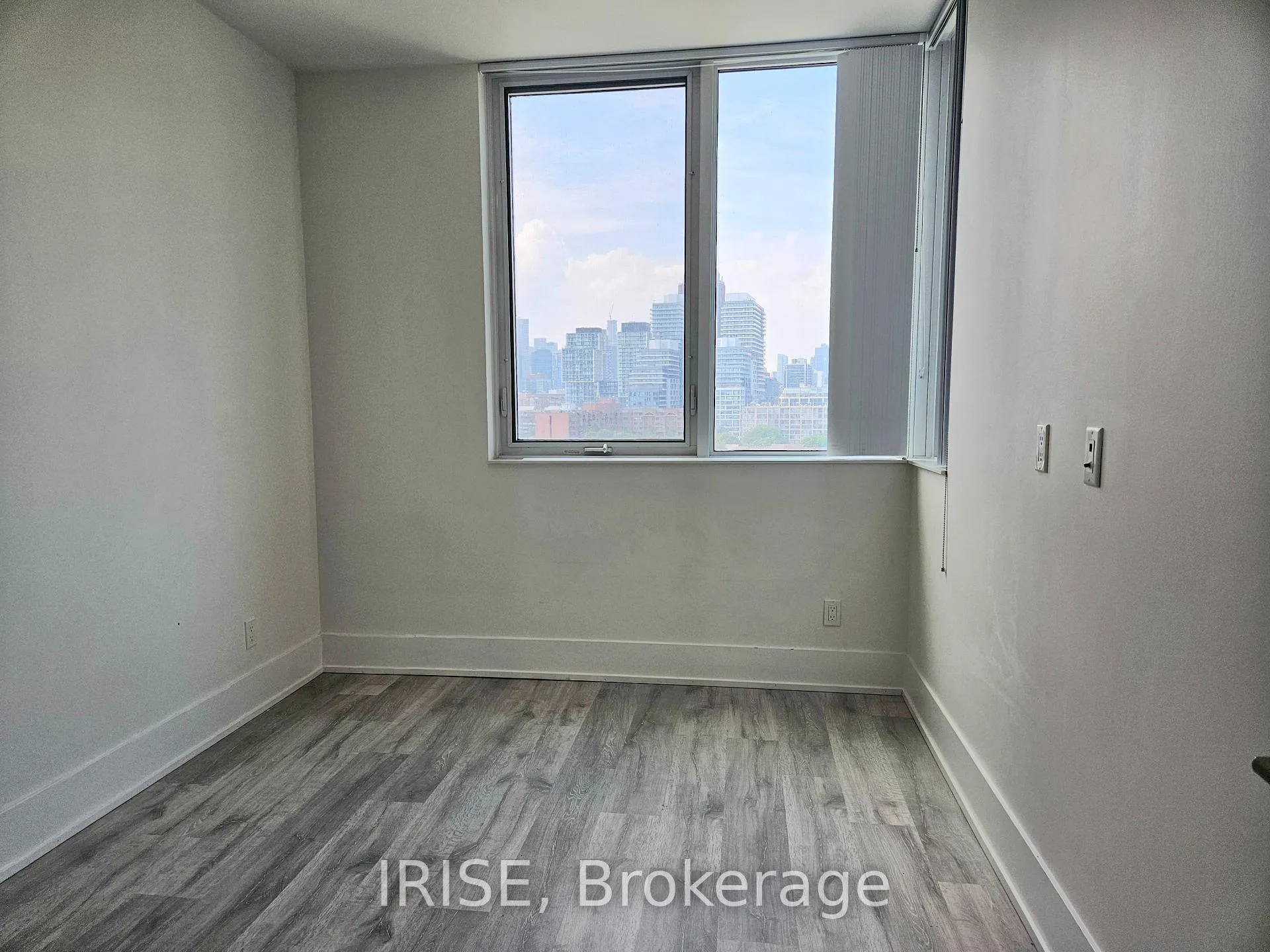 Photo 12 of Unit Ph27, 1 Edgewater Drive, Toronto, Waterfront Communities — HOMEH