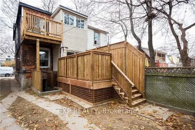 Photo 2 of Unit Upper, 122 Parkmount Road, Toronto, Greenwood-Coxwell — HOMEH