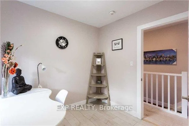 Photo 4 of Unit Upper, 122 Parkmount Road, Toronto, Greenwood-Coxwell — HOMEH