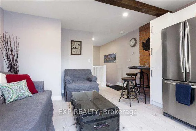 Photo 13 of Unit Upper, 122 Parkmount Road, Toronto, Greenwood-Coxwell — HOMEH