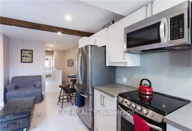 Photo 15 of Unit Upper, 122 Parkmount Road, Toronto, Greenwood-Coxwell — HOMEH