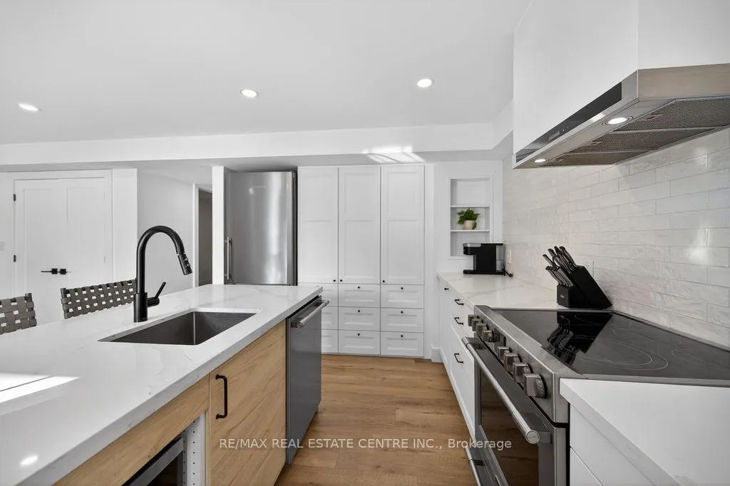 Photo 4 of Unit Basement, 1326 Butter Road W, Hamilton, Rural Ancaster — HOMEH