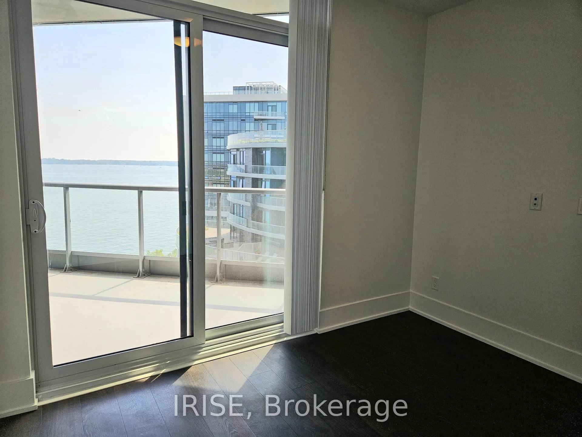 Photo 17 of Unit Ph13, 1 Edgewater Drive, Toronto, Waterfront Communities — HOMEH