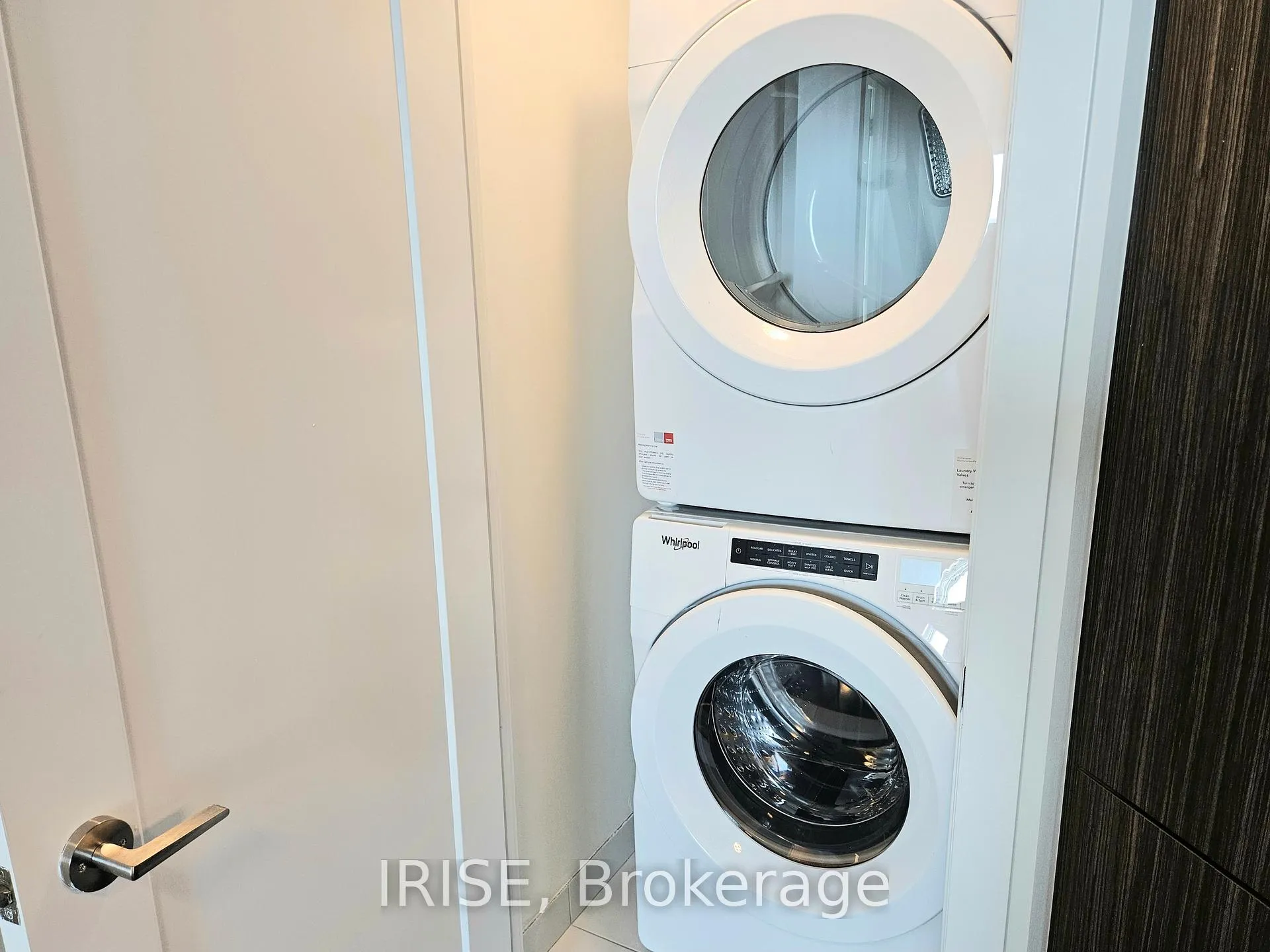 Photo 21 of Unit Ph13, 1 Edgewater Drive, Toronto, Waterfront Communities — HOMEH