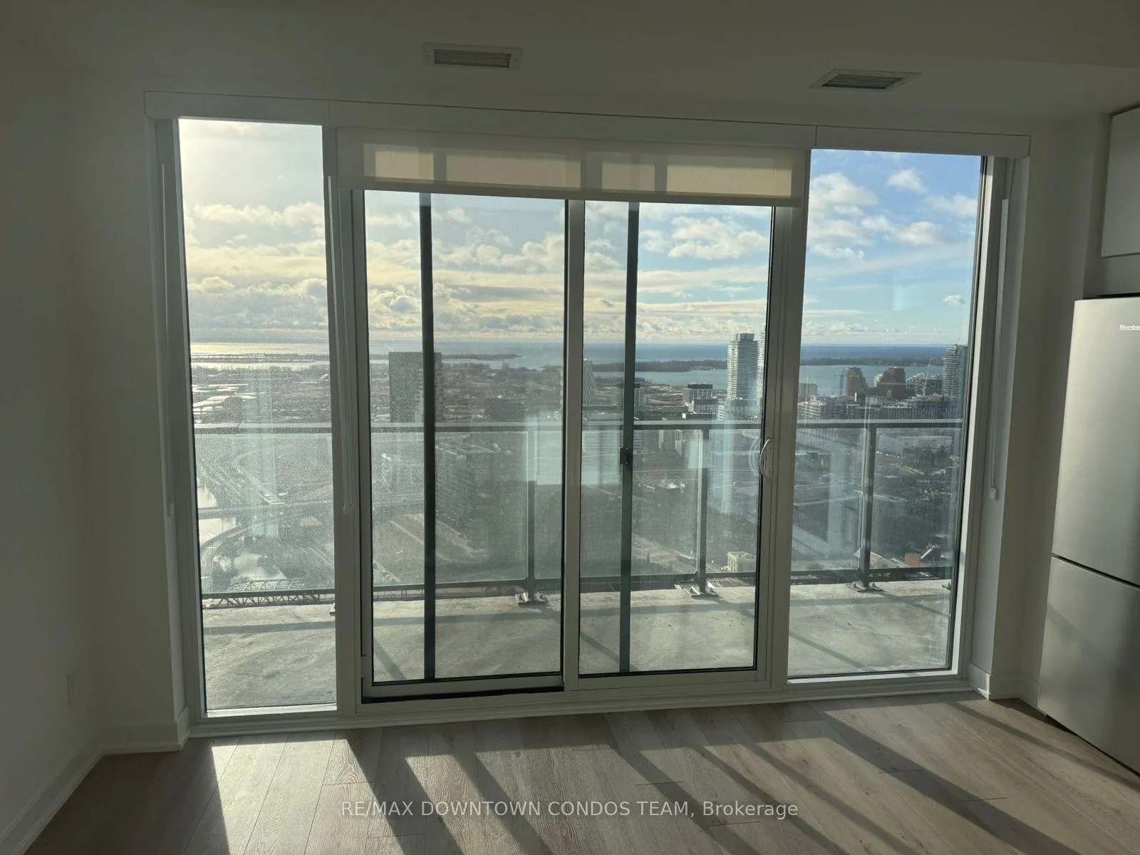 Photo 16 of Unit 3502, 5 Defries Street, Toronto, Regent Park — HOMEH