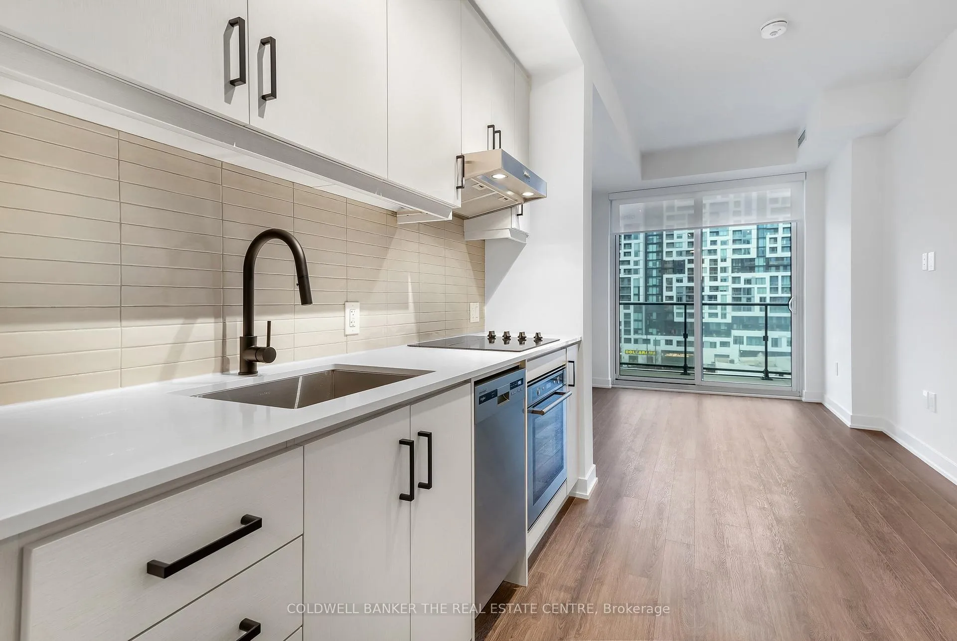 Photo 5 of Unit 717, 9 Tecumseth St. Street, Toronto, Niagara — HOMEH