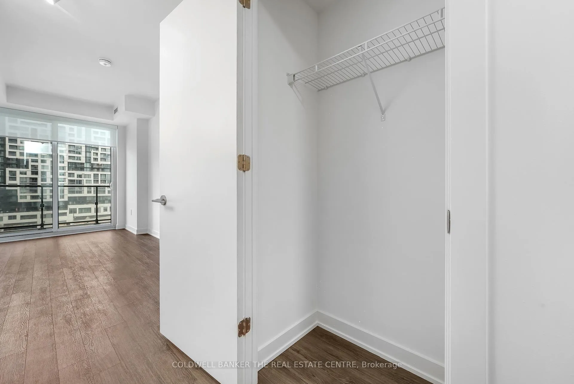 Photo 7 of Unit 717, 9 Tecumseth St. Street, Toronto, Niagara — HOMEH