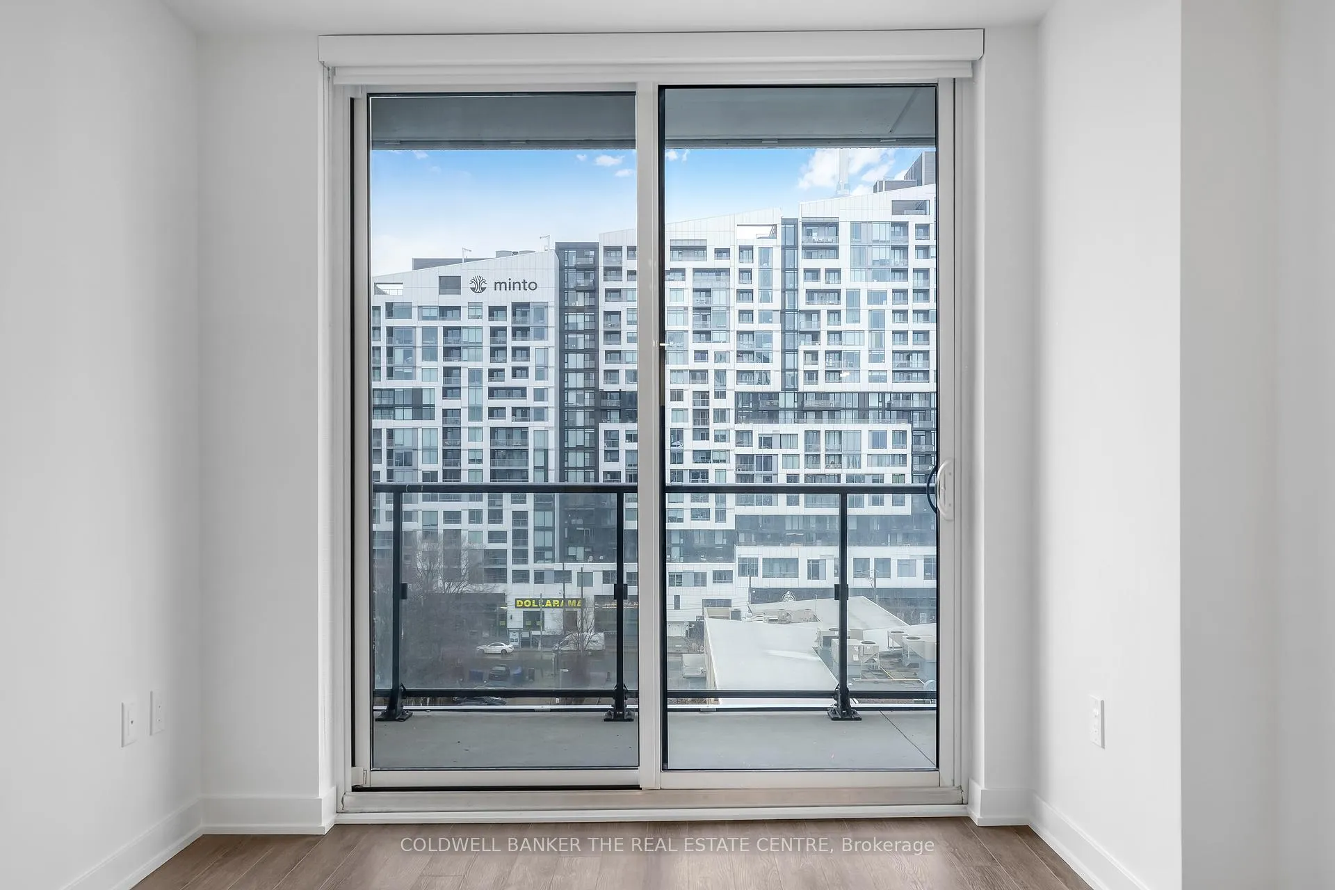 Photo 10 of Unit 717, 9 Tecumseth St. Street, Toronto, Niagara — HOMEH