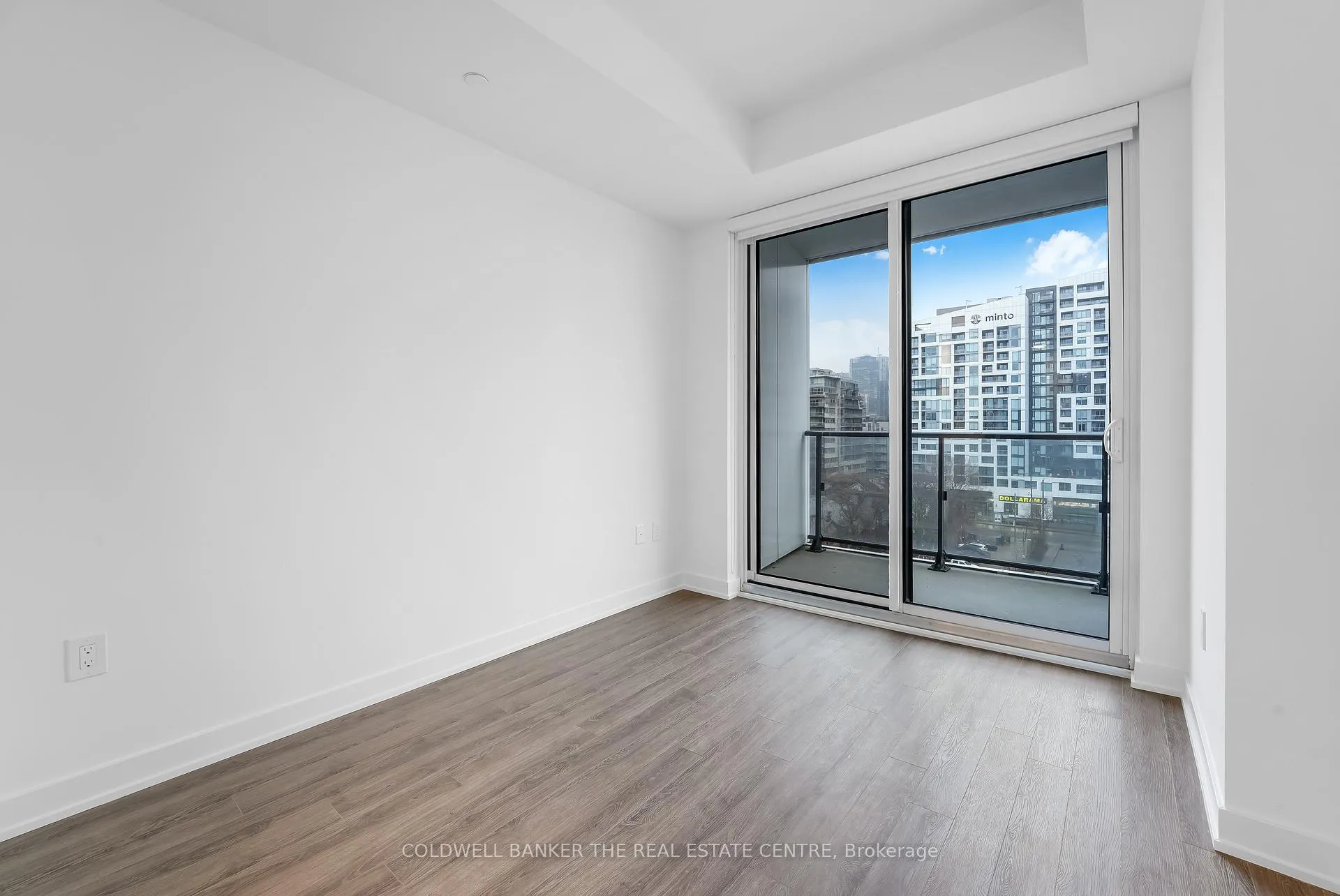 Photo 11 of Unit 717, 9 Tecumseth St. Street, Toronto, Niagara — HOMEH