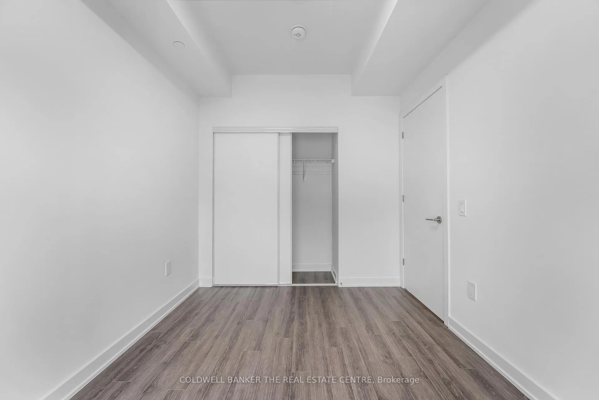 Photo 13 of Unit 717, 9 Tecumseth St. Street, Toronto, Niagara — HOMEH