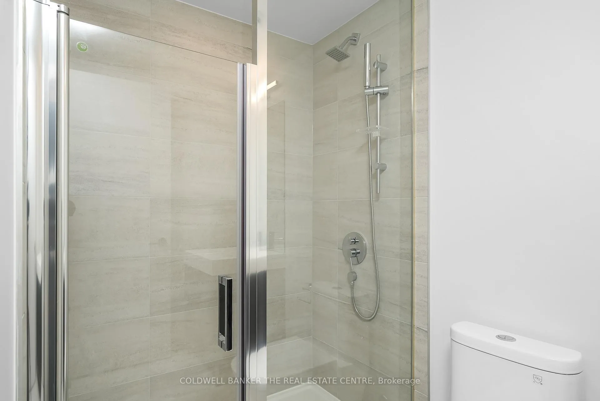 Photo 16 of Unit 717, 9 Tecumseth St. Street, Toronto, Niagara — HOMEH