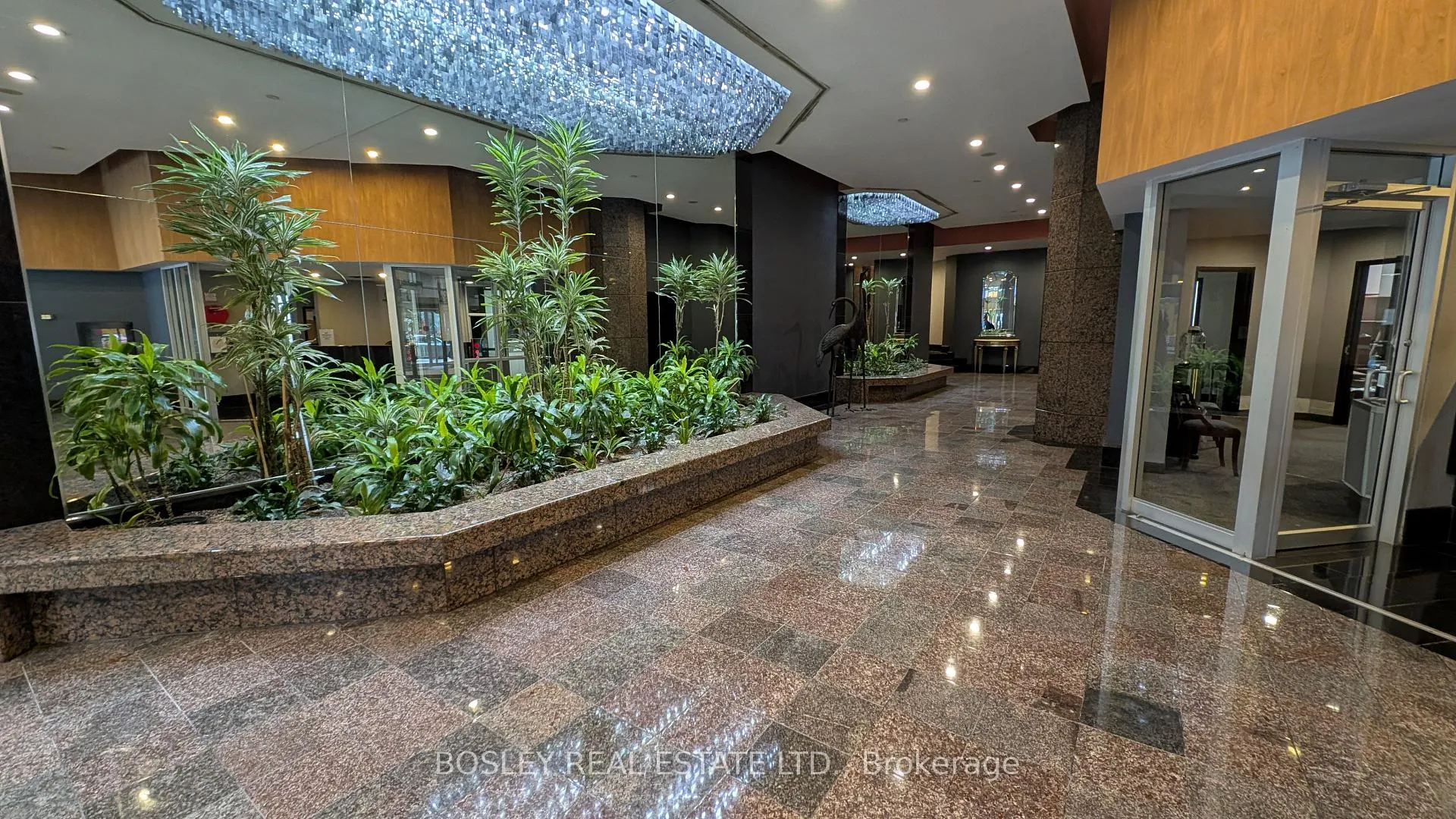 Photo 3 of Unit PH3403, 38 Elm Street, Toronto, Bay Street Corridor — HOMEH