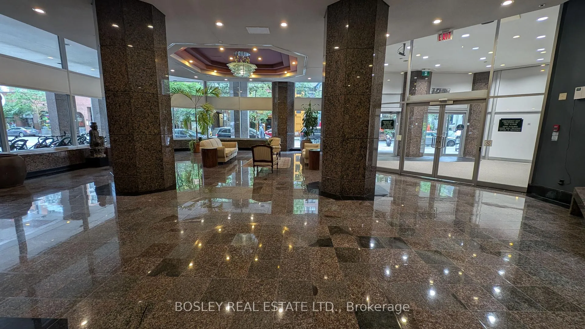 Photo 4 of Unit PH3403, 38 Elm Street, Toronto, Bay Street Corridor — HOMEH