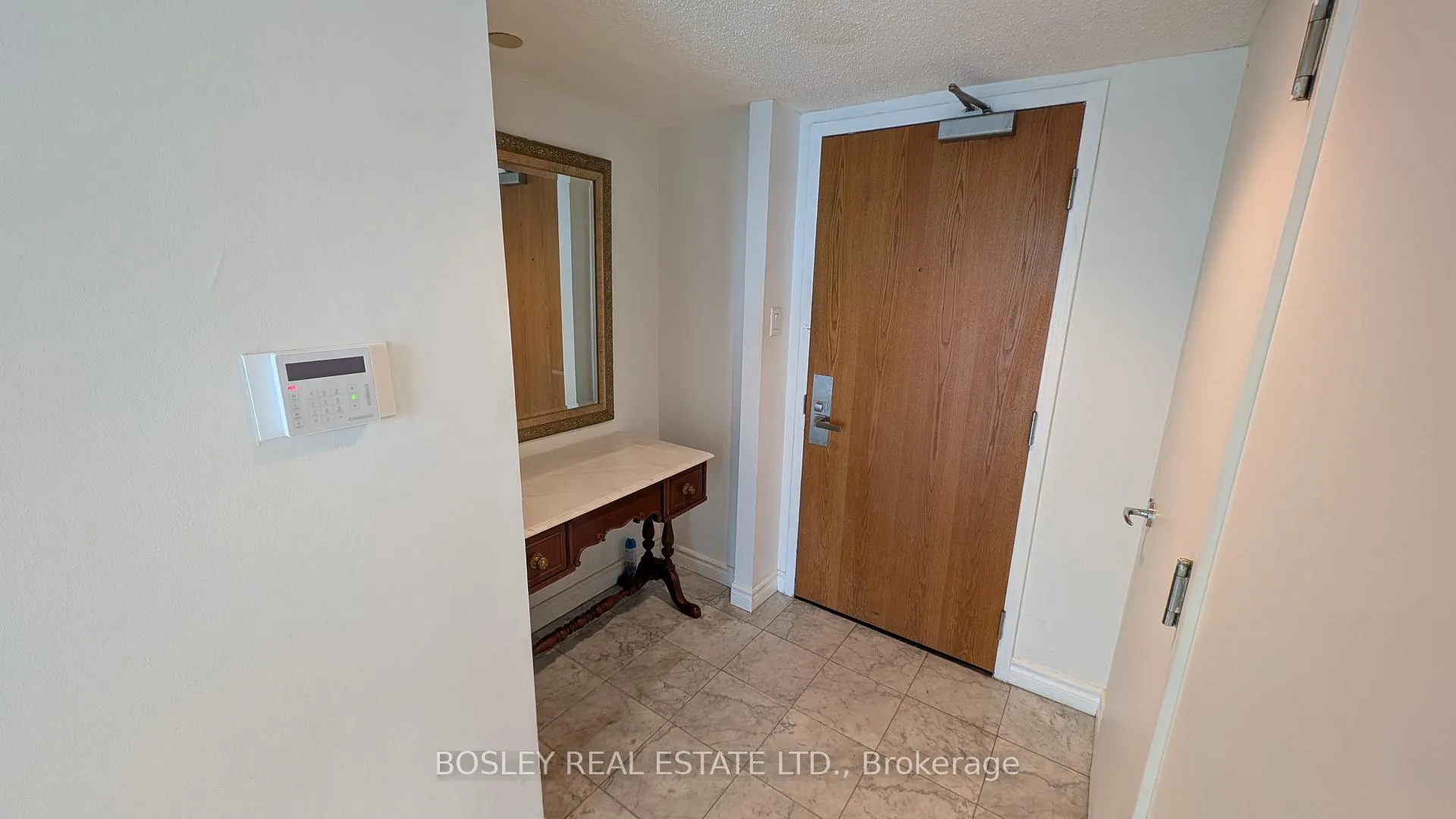 Photo 6 of Unit PH3403, 38 Elm Street, Toronto, Bay Street Corridor — HOMEH