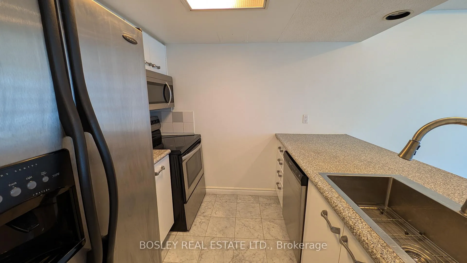 Photo 9 of Unit PH3403, 38 Elm Street, Toronto, Bay Street Corridor — HOMEH