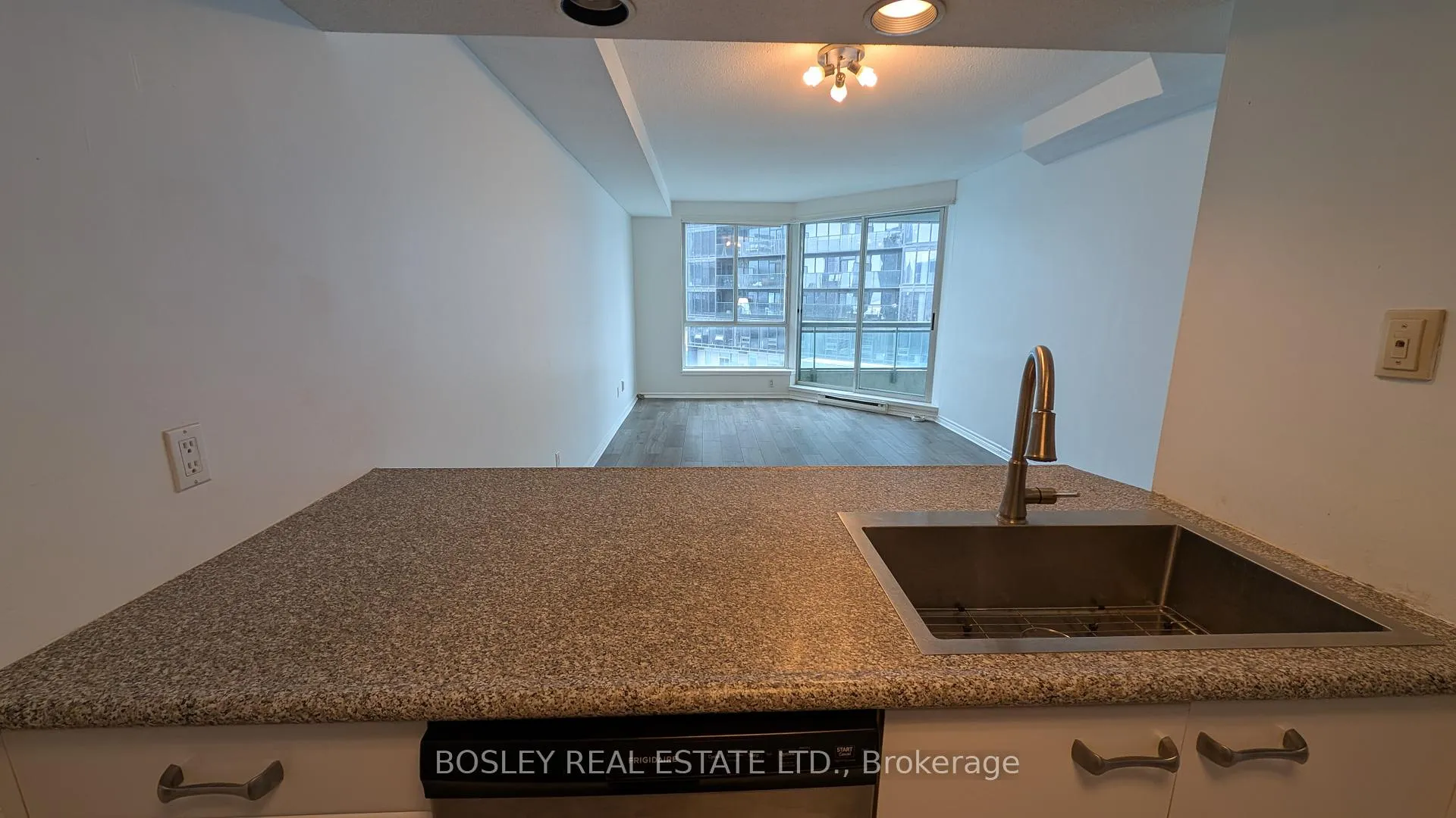 Photo 10 of Unit PH3403, 38 Elm Street, Toronto, Bay Street Corridor — HOMEH