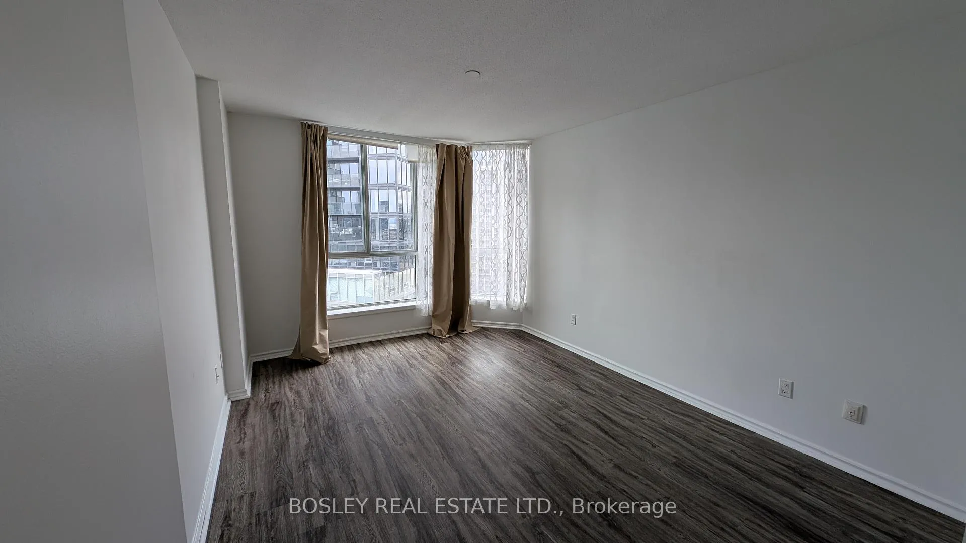 Photo 16 of Unit PH3403, 38 Elm Street, Toronto, Bay Street Corridor — HOMEH