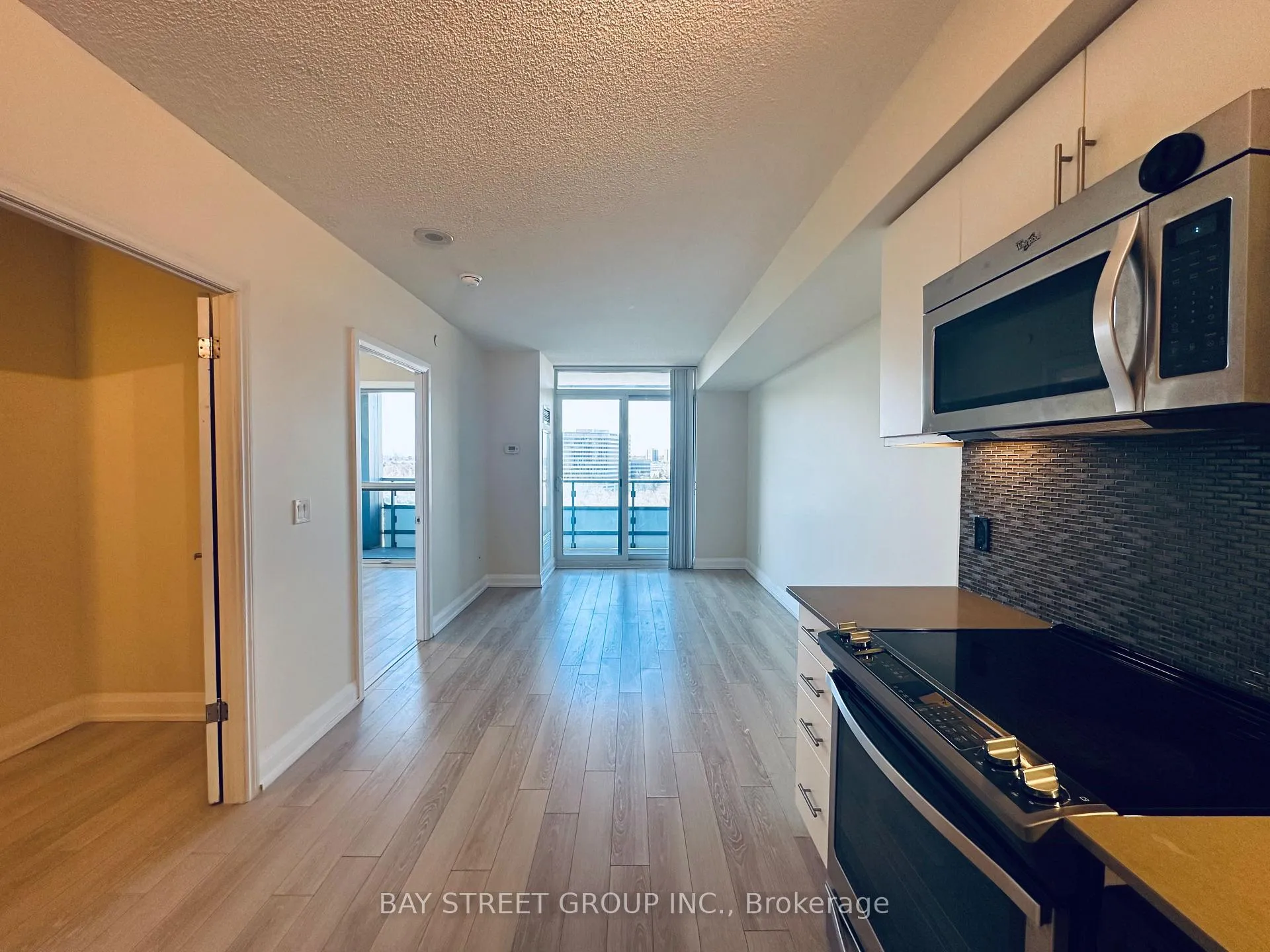 Photo 10 of Unit 501, 18 Graydon Hall Drive, North York, Parkwoods-Donalda — HOMEH