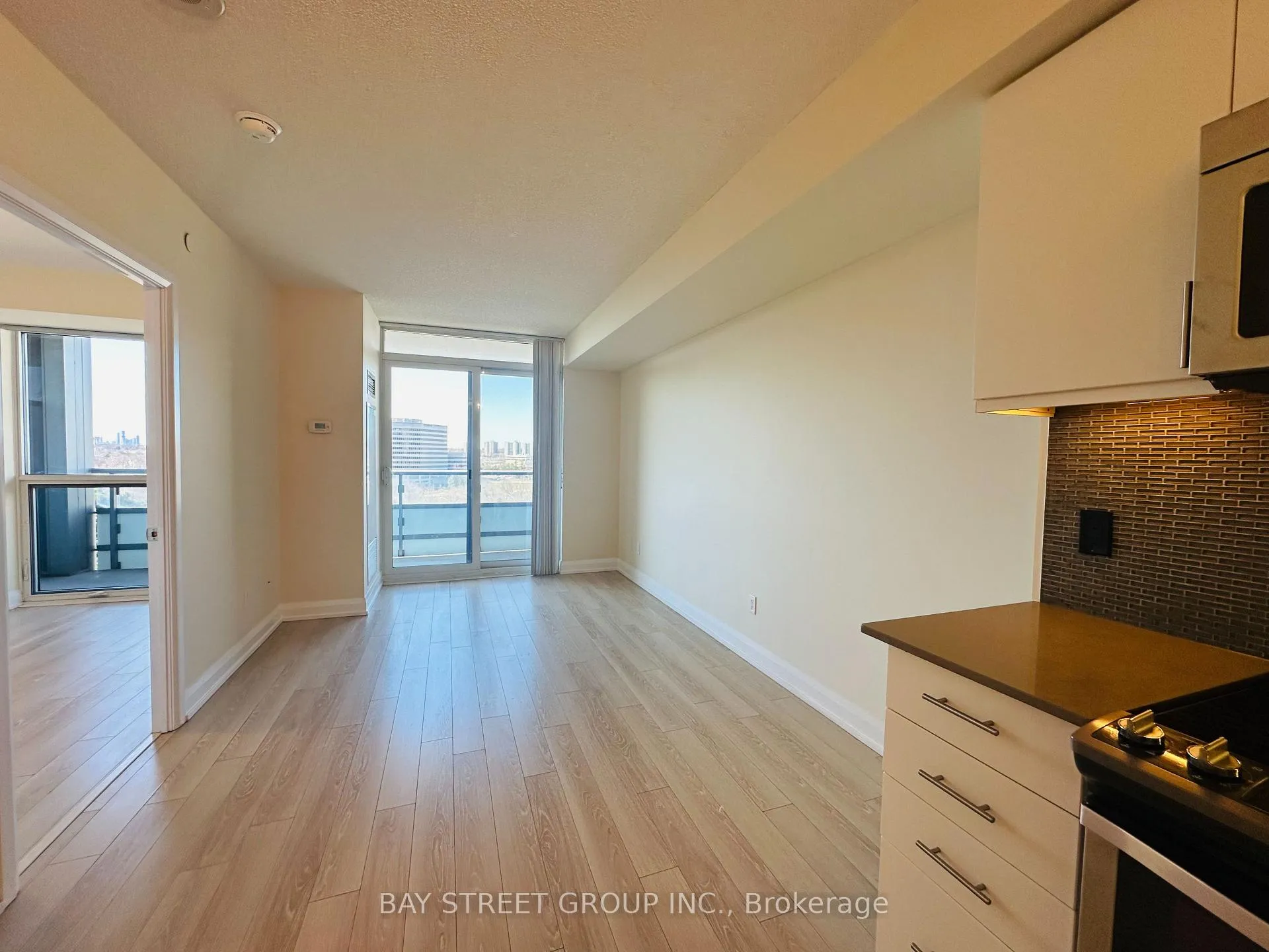 Photo 12 of Unit 501, 18 Graydon Hall Drive, North York, Parkwoods-Donalda — HOMEH