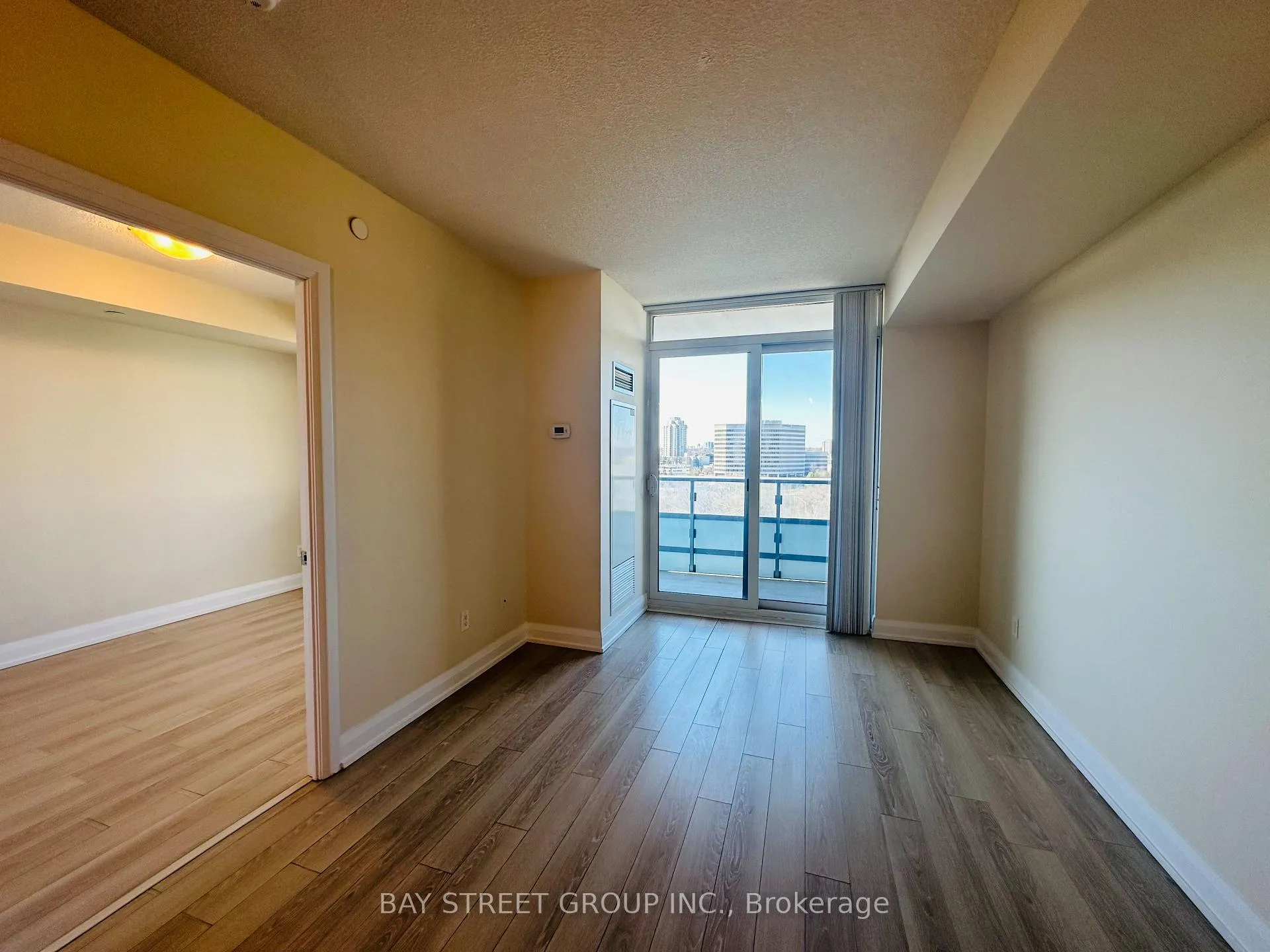 Photo 13 of Unit 501, 18 Graydon Hall Drive, North York, Parkwoods-Donalda — HOMEH