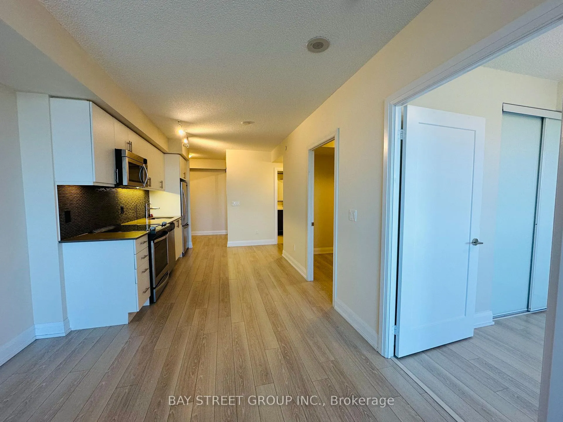 Photo 16 of Unit 501, 18 Graydon Hall Drive, North York, Parkwoods-Donalda — HOMEH