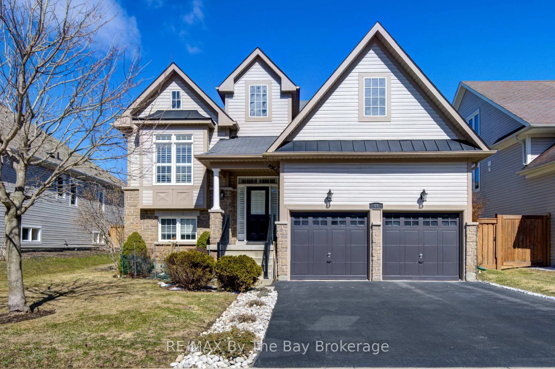Photo 1 of 69 White Sands Way, Wasaga Beach — HOMEH